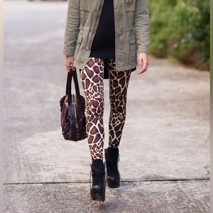 BlackMilk BABY GIRAFFE HIGH-WAISTED LEGGINGS - Size M